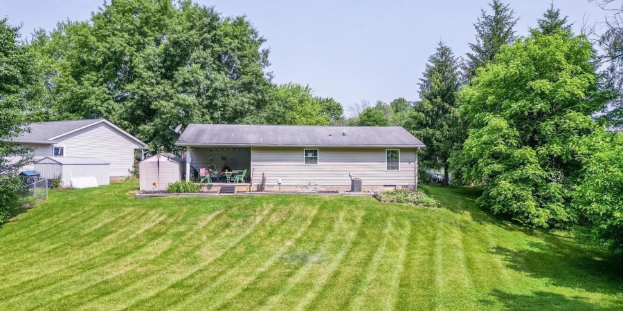 303 W Blackfoot Drive, Ellettsville, Indiana 47429,MLS,202523087