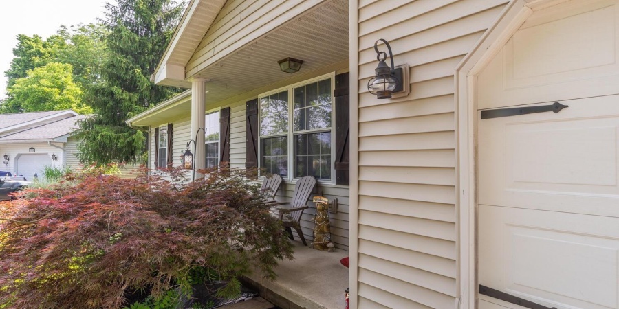 303 W Blackfoot Drive, Ellettsville, Indiana 47429,MLS,202523087