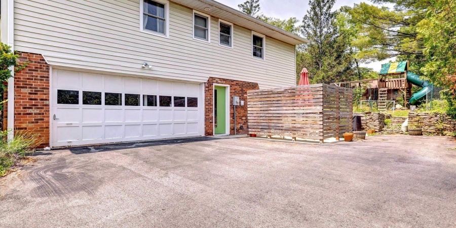 2403 E Covenanter Drive, Bloomington, Indiana 47401,MLS,202523212