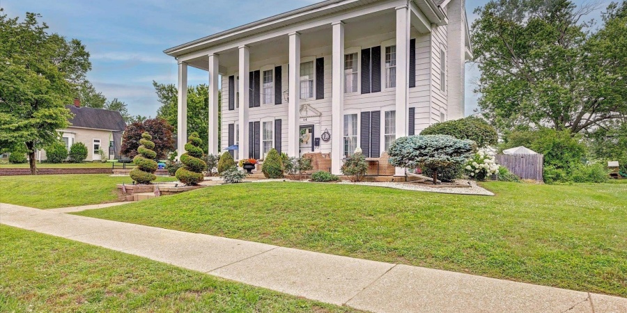 14 S Edwards Street, Worthington, Indiana 47471,MLS,202523262