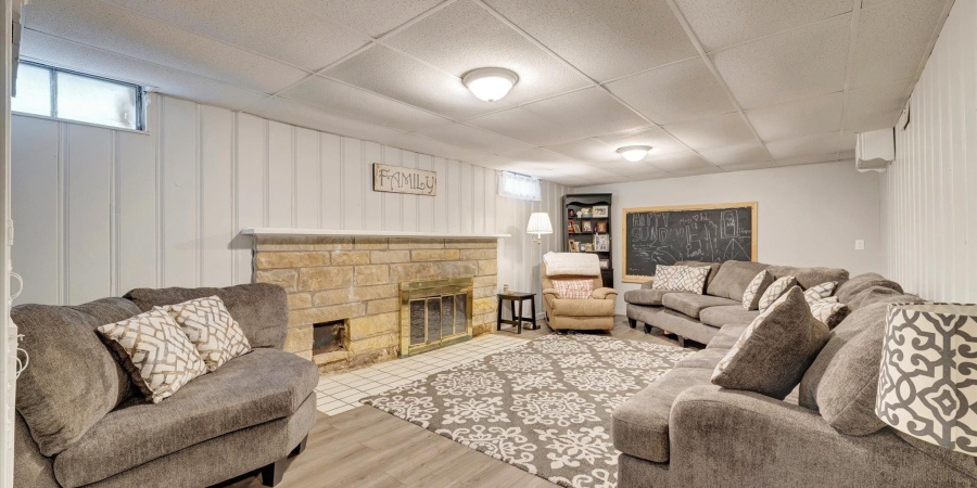 14 S Edwards Street, Worthington, Indiana 47471,MLS,202523262