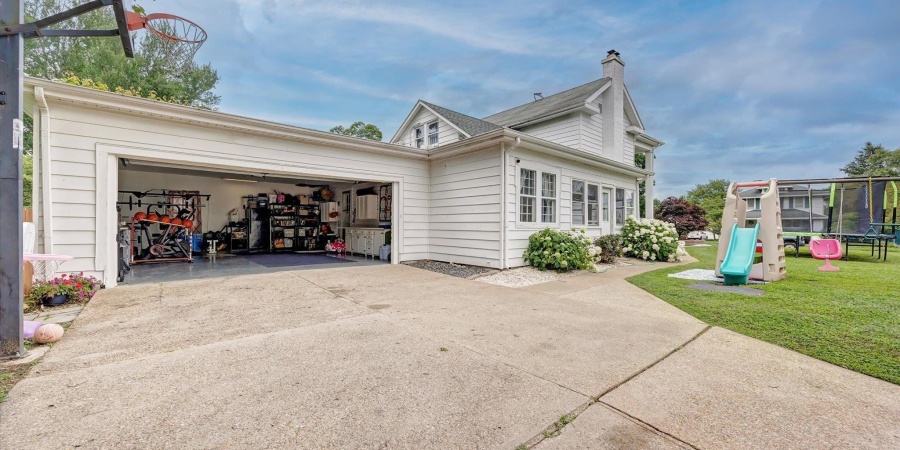14 S Edwards Street, Worthington, Indiana 47471,MLS,202523262