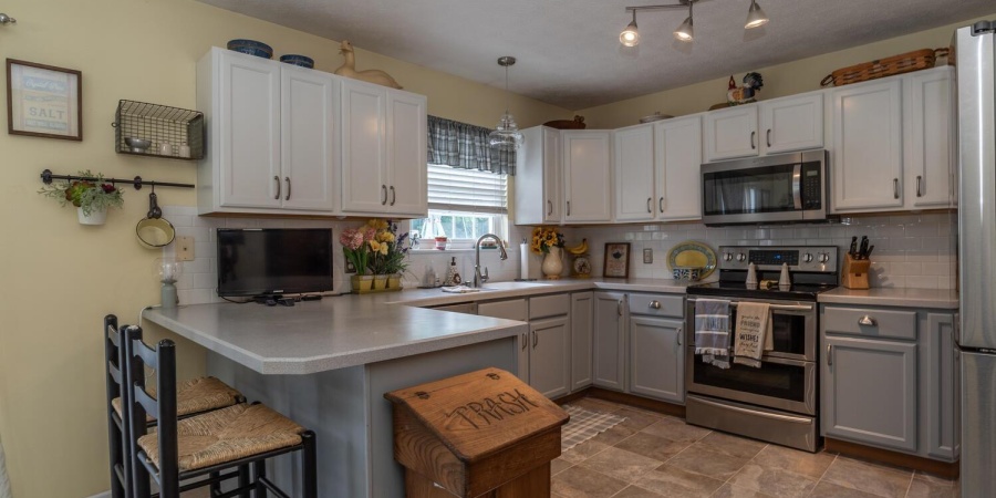 4600 N Shadow Wood Drive, Bloomington, Indiana 47404,MLS,202523264