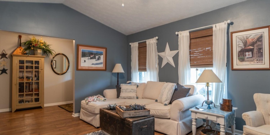 4600 N Shadow Wood Drive, Bloomington, Indiana 47404,MLS,202523264