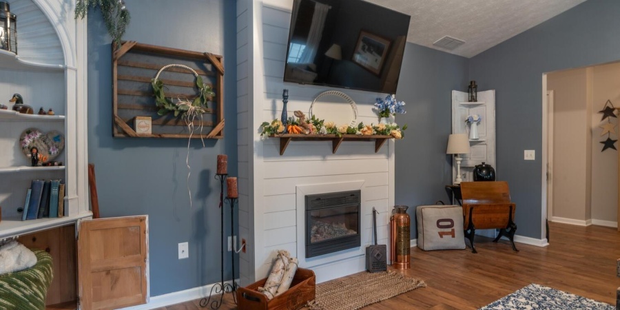 4600 N Shadow Wood Drive, Bloomington, Indiana 47404,MLS,202523264