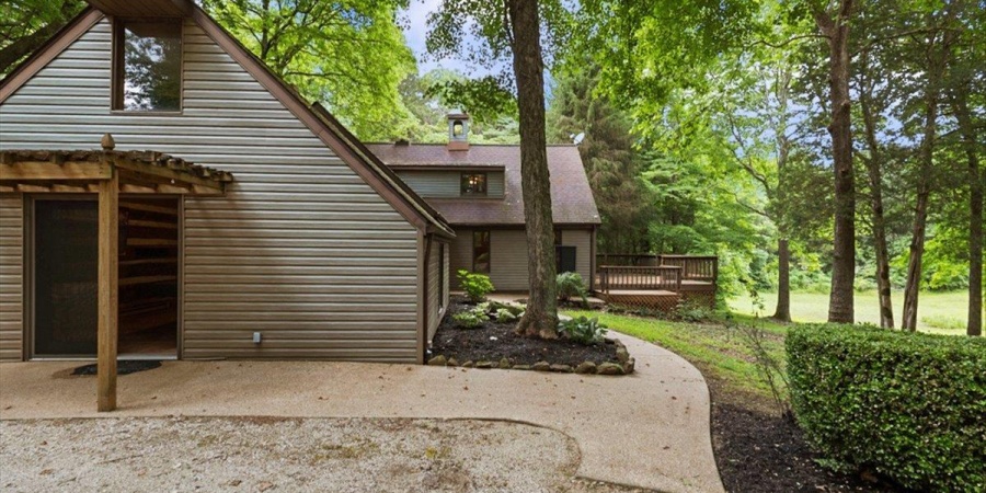 3911 Kings Ridge Road, Mitchell, Indiana 47446,MLS,202523277