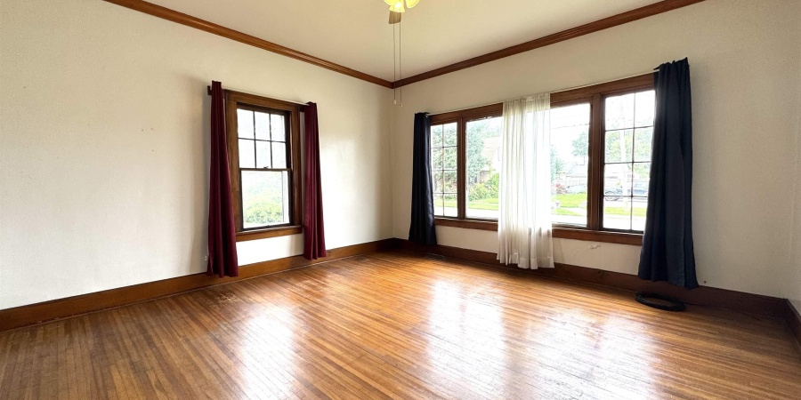 279 SE A Street, Linton, Indiana 47441,MLS,202523289