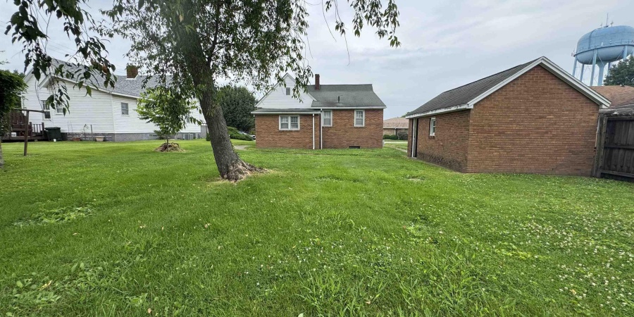 279 SE A Street, Linton, Indiana 47441,MLS,202523289