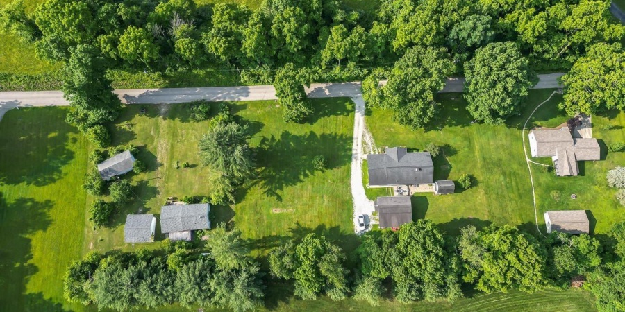2753 E Schacht Road, Bloomington, Indiana 47401,MLS,202523423
