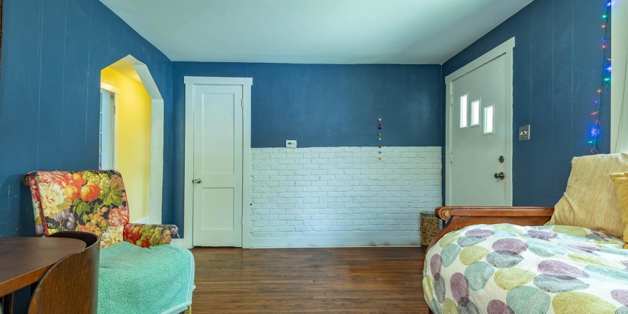 504 E Dixie Street, Bloomington, Indiana 47401,MLS,202523451
