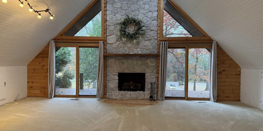 299 Spring Haven Rd, Mitchell, Indiana 47446,MLS,202523531