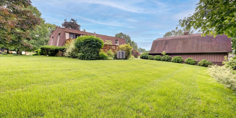 600 Forest Drive, Bloomfield, Indiana 47424-1006,MLS,202523580