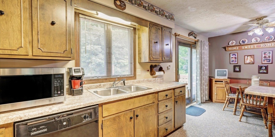 600 Forest Drive, Bloomfield, Indiana 47424-1006,MLS,202523580
