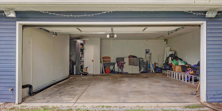 3868 S Sanstone Lane, Bloomington, Indiana 47403,MLS,202523612