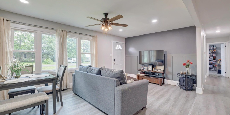 3868 S Sanstone Lane, Bloomington, Indiana 47403,MLS,202523612
