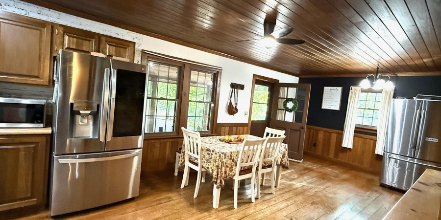 101 Lincoln Avenue, Bedford, Indiana 47421,MLS,202523687