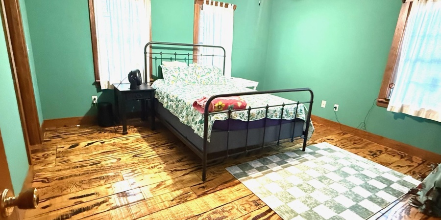 101 Lincoln Avenue, Bedford, Indiana 47421,MLS,202523687