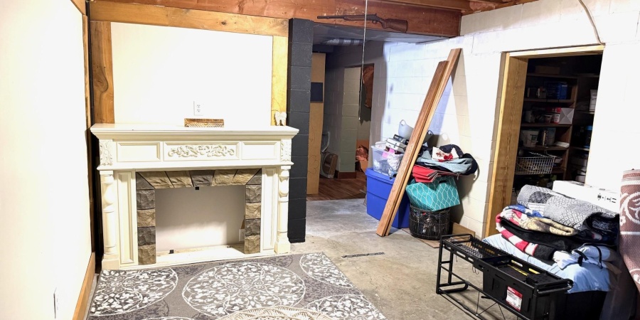 101 Lincoln Avenue, Bedford, Indiana 47421,MLS,202523687