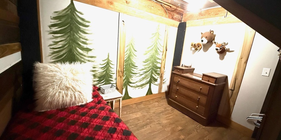 101 Lincoln Avenue, Bedford, Indiana 47421,MLS,202523687