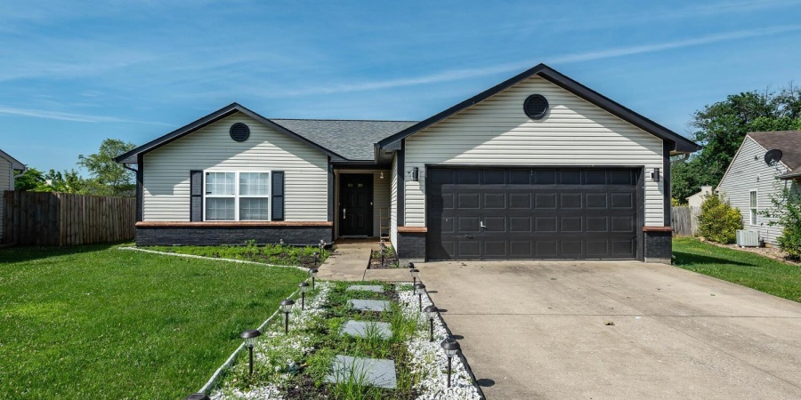 434 S Bay Hill Court, Bloomington, Indiana 47403,MLS,202523740
