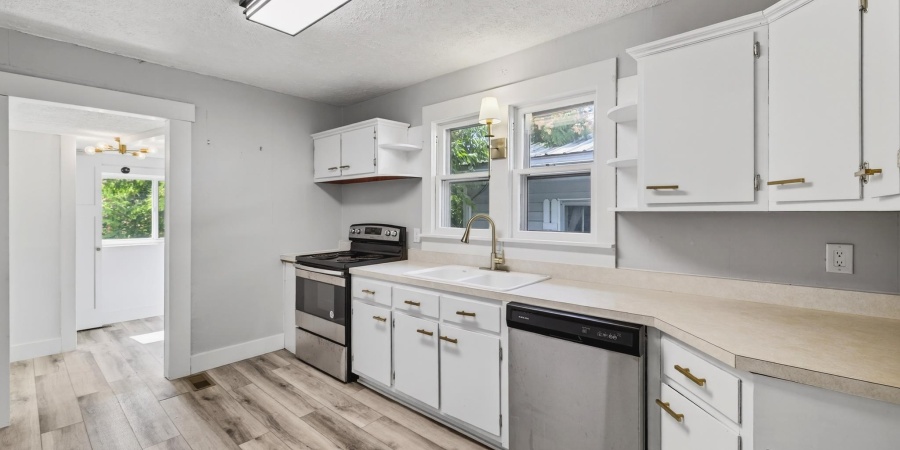 1017 Q Street, Bedford, Indiana 47421-2821,MLS,202523757
