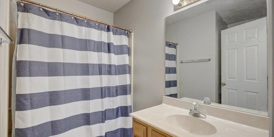 646 E Sherwood Hills Drive, Bloomington, Indiana 47401,MLS,202523785