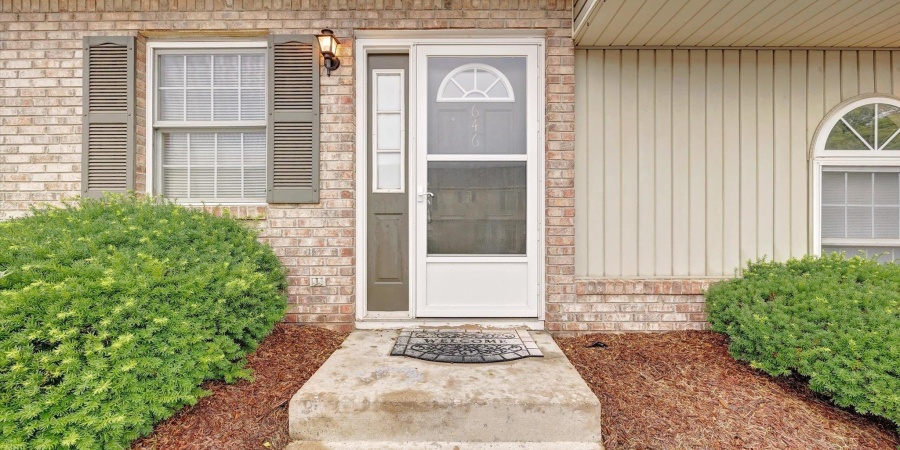 646 E Sherwood Hills Drive, Bloomington, Indiana 47401,MLS,202523785