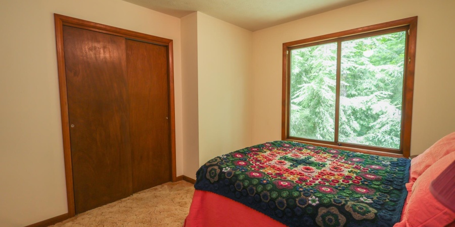 946 E Chambers Pike, Bloomington, Indiana 47408,MLS,202523821