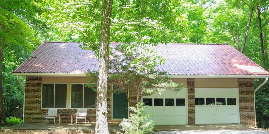 946 E Chambers Pike, Bloomington, Indiana 47408,MLS,202523821