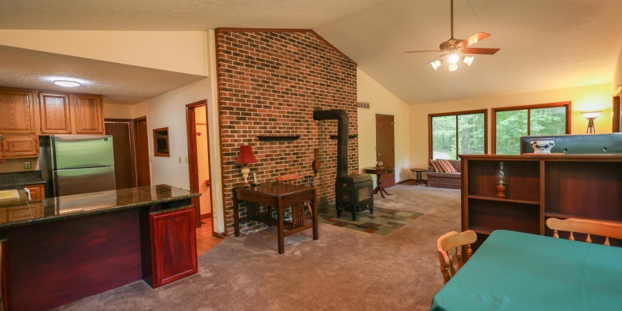 946 E Chambers Pike, Bloomington, Indiana 47408,MLS,202523821