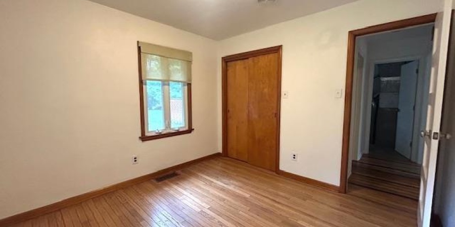 1517 E Maxwell Lane, Bloomington, Indiana 47401,MLS,202523913