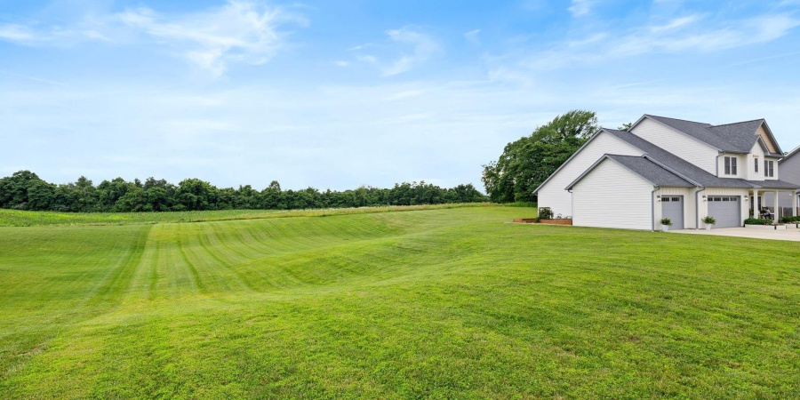 4685 N Triple Crown Drive, Bloomington, Indiana 47404,MLS,202523996