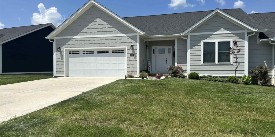 926 Stonehenge Drive, Bedford, Indiana 47421,MLS,202524225