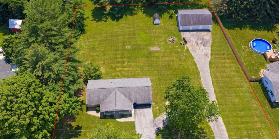 3725 W Jeffrey Road, Bloomington, Indiana 47403-4115,MLS,202524767