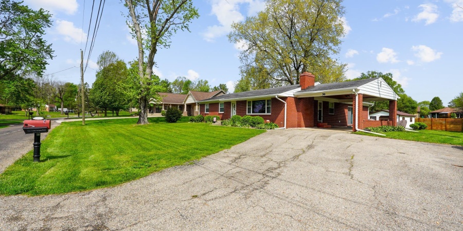 56 Hadley Woodland Street, Mooresville, Indiana 46158,MLS,202448093