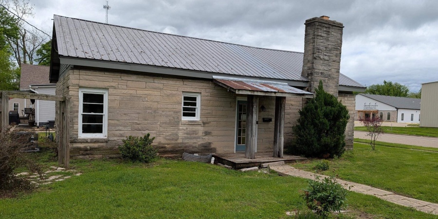 220 Second Street, Worthington, Indiana 47471-1229,MLS,202510301