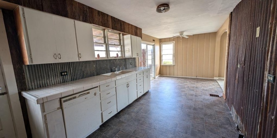 220 Second Street, Worthington, Indiana 47471-1229,MLS,202510301