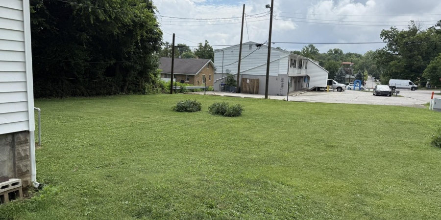 1102 N Woodburn Avenue, Bloomington, Indiana 47404,MLS,202525109