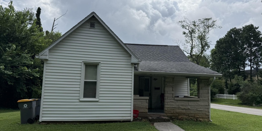 1102 N Woodburn Avenue, Bloomington, Indiana 47404,MLS,202525109