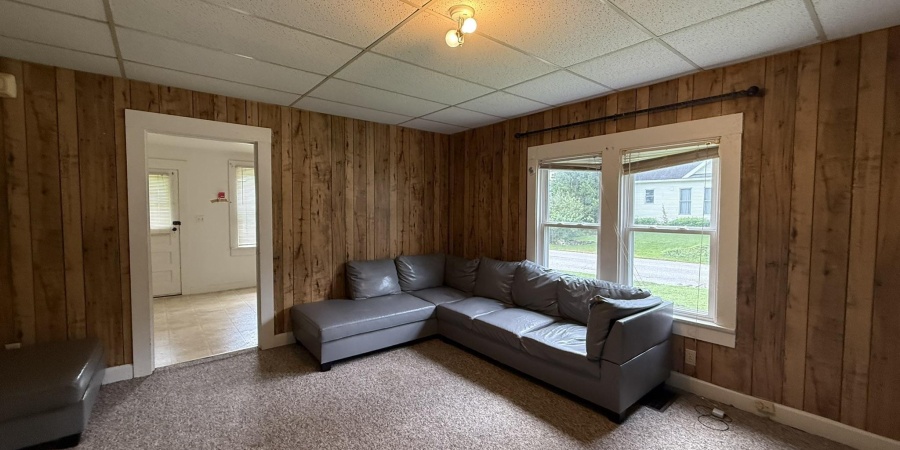 1102 N Woodburn Avenue, Bloomington, Indiana 47404,MLS,202525109