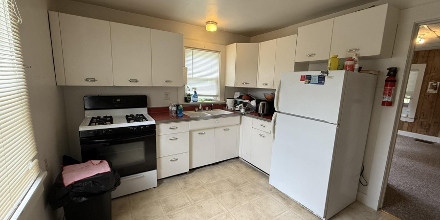 1102 N Woodburn Avenue, Bloomington, Indiana 47404,MLS,202525109