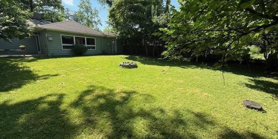 830 S Woodlawn Avenue, Bloomington, Indiana 47401,MLS,202525187
