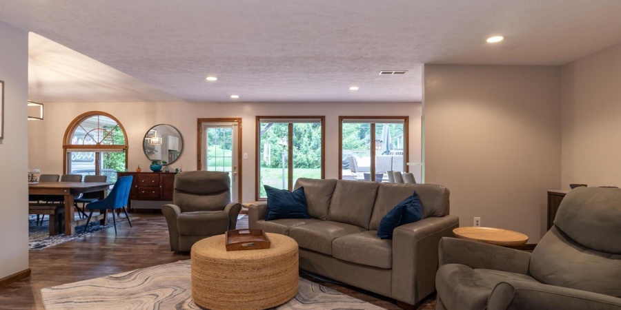 4365 N Maple Grove Road, Bloomington, Indiana 47404,MLS,202525282