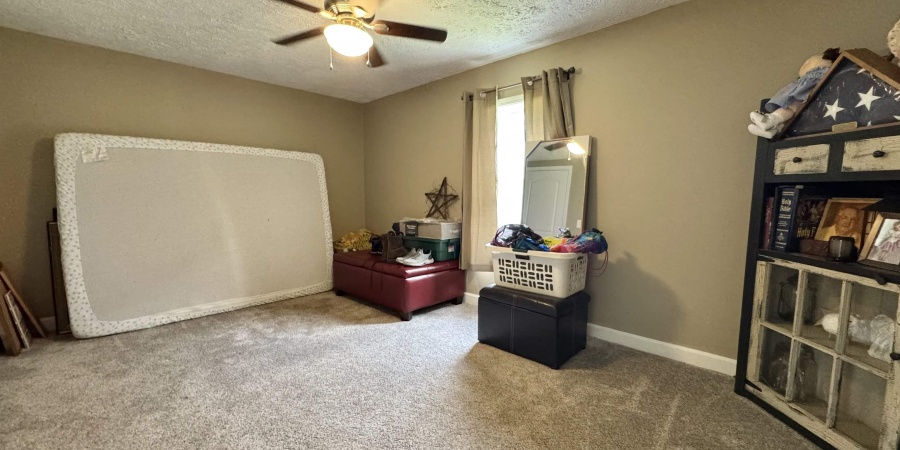 740 NW 3rd Street, Linton, Indiana 47441,MLS,202525293