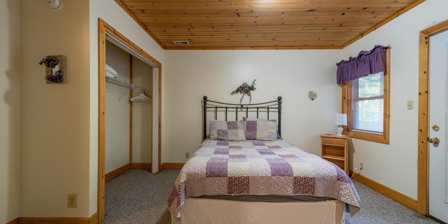 1291 N Sewell Road, Bloomington, Indiana 47408,MLS,202525296