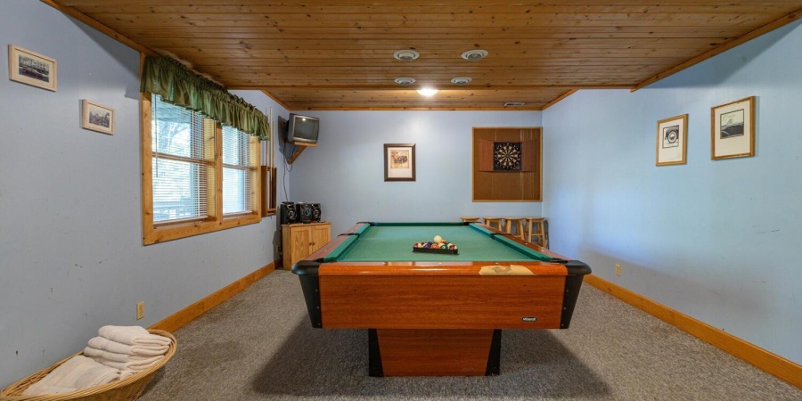 1291 N Sewell Road, Bloomington, Indiana 47408,MLS,202525296