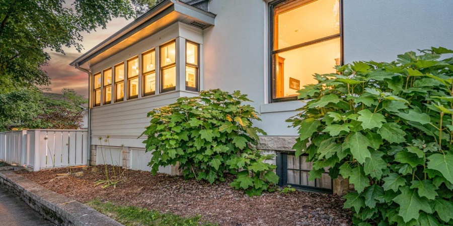 630 E University Street, Bloomington, Indiana 47401,MLS,202525535