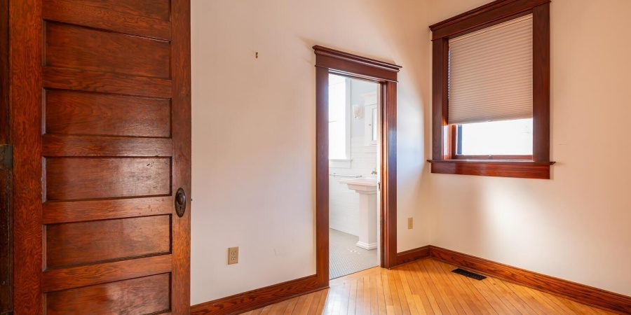 630 E University Street, Bloomington, Indiana 47401,MLS,202525535