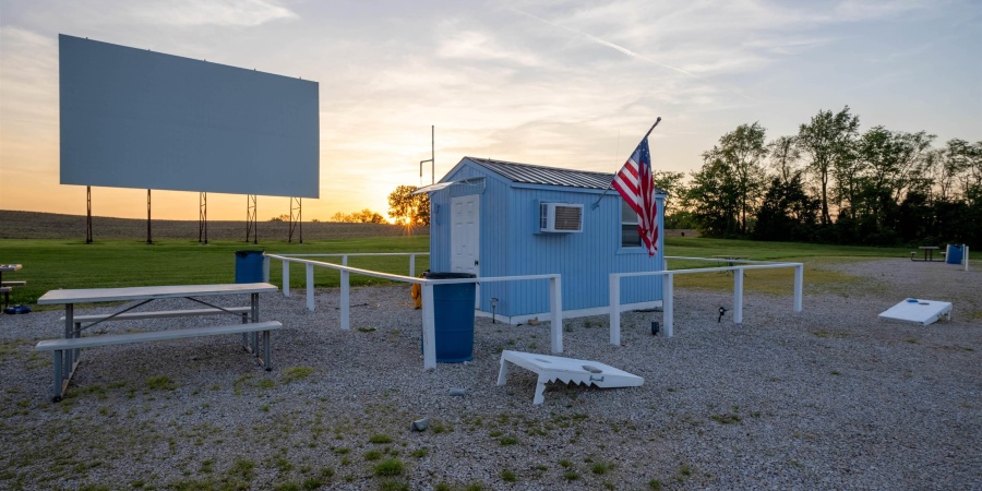 1055 S SR 37, Mitchell, Indiana 47446,MLS,202525943