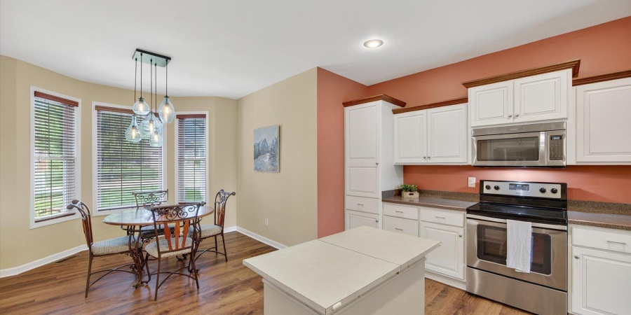 857 W Baywood Drive, Bloomington, Indiana 47403,MLS,202525978